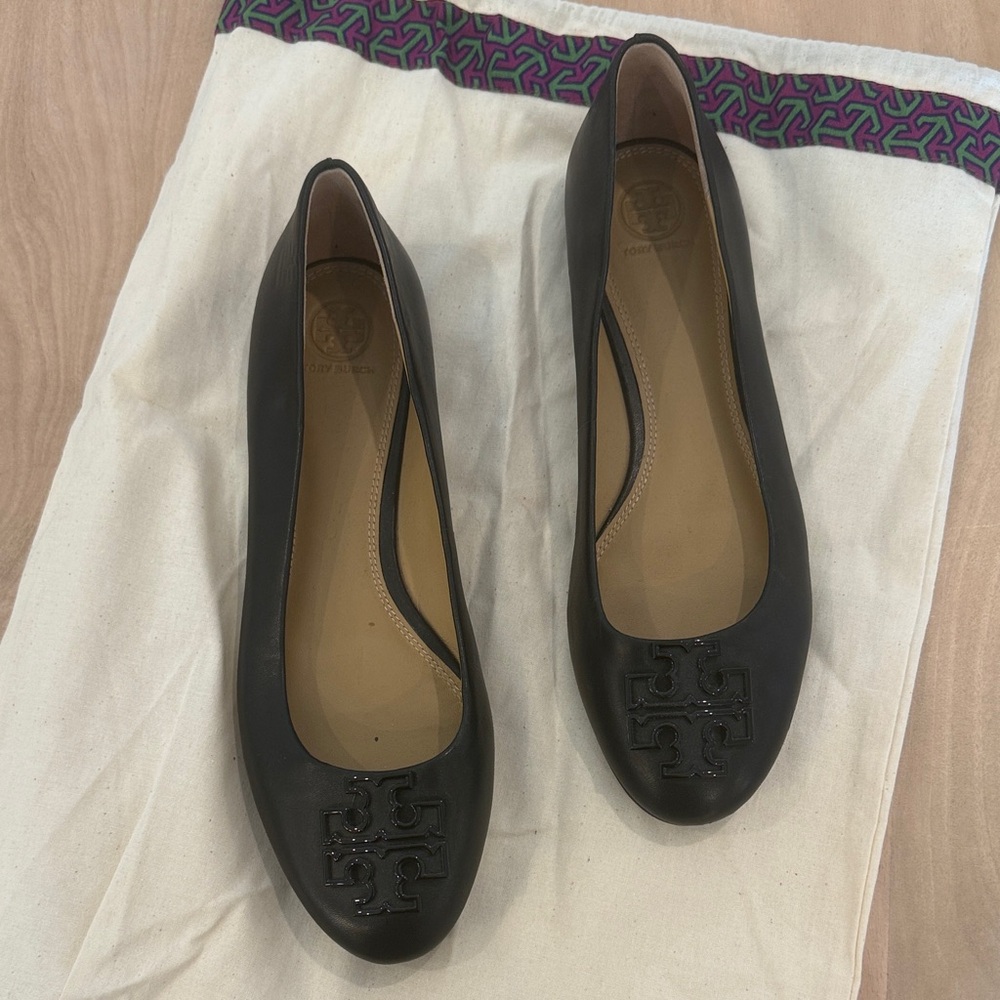 Tory Burch Black Flats with Logo Detail